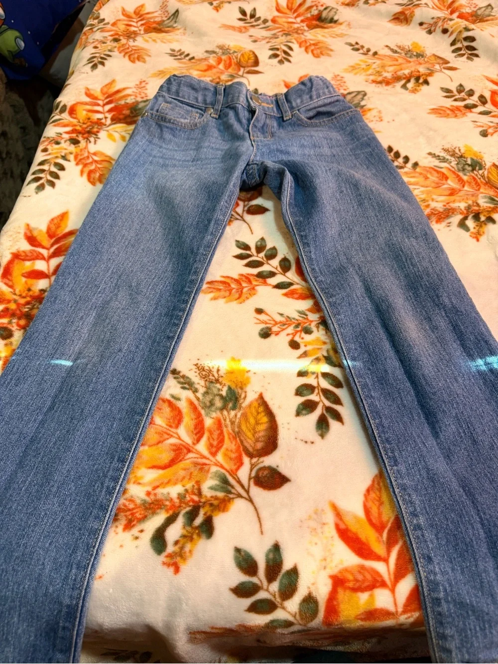 The Children's Place light blue Girls straight-leg jeans 6X/7
